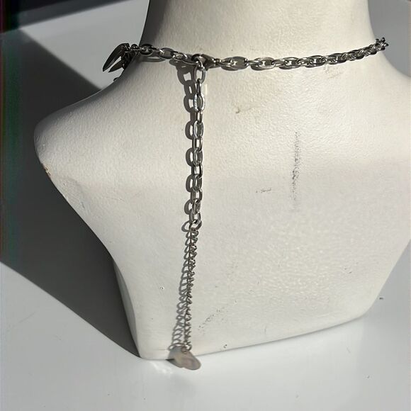 Fantastic Cascading Bib Mother of Pearl Necklace - Picture 7 of 10